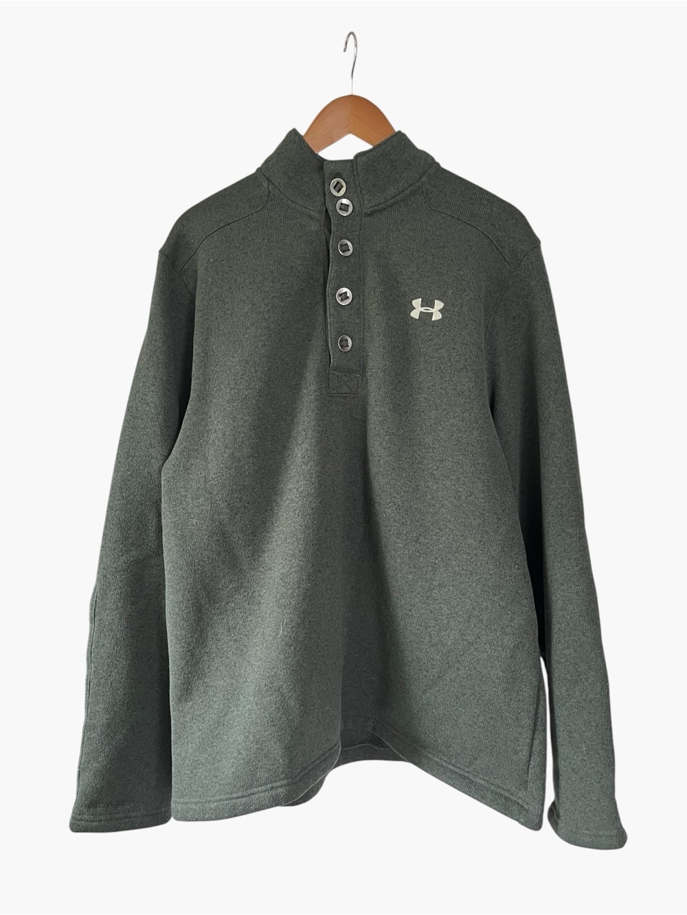 Under Armour loose fit fleece cold gear quarter button down shirt